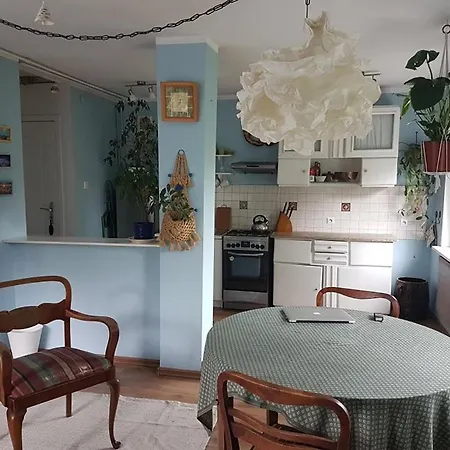 Bajka Δωμάτια σε οικογενειακή κατοικία